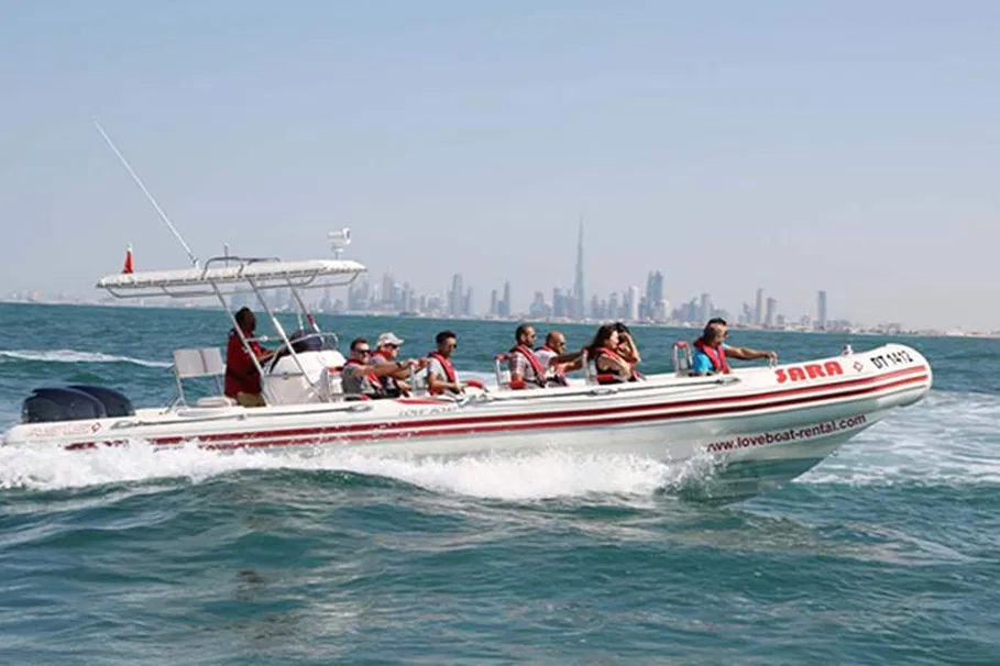 Love Boat Tour from Abu Dhabi to Dubai Marina | Book Now | Alikeimage