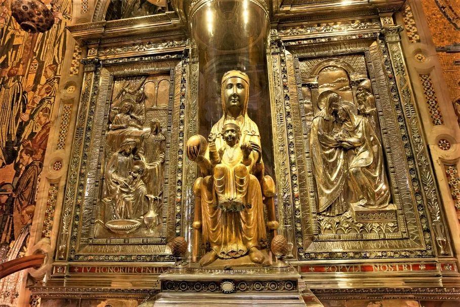 Montserrat Monastery Morning Guided Tour | Tours & Travel Packages | Alikeimage