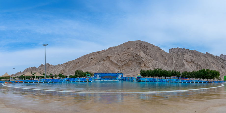 Yas Island Boat Tour (75 Min)