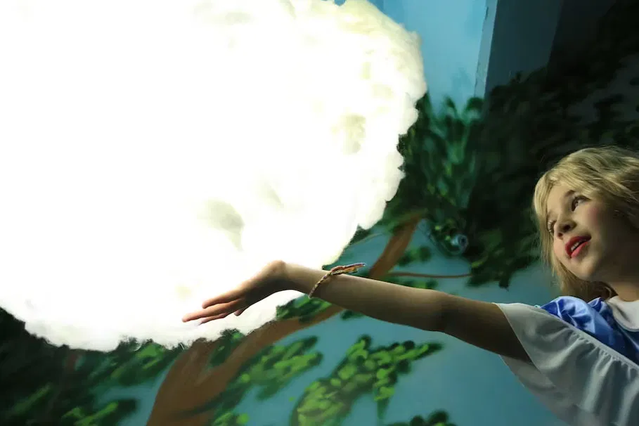 Alice in Wonderland Escape Room Game in Philadelphia | Book Now | Alikeimage