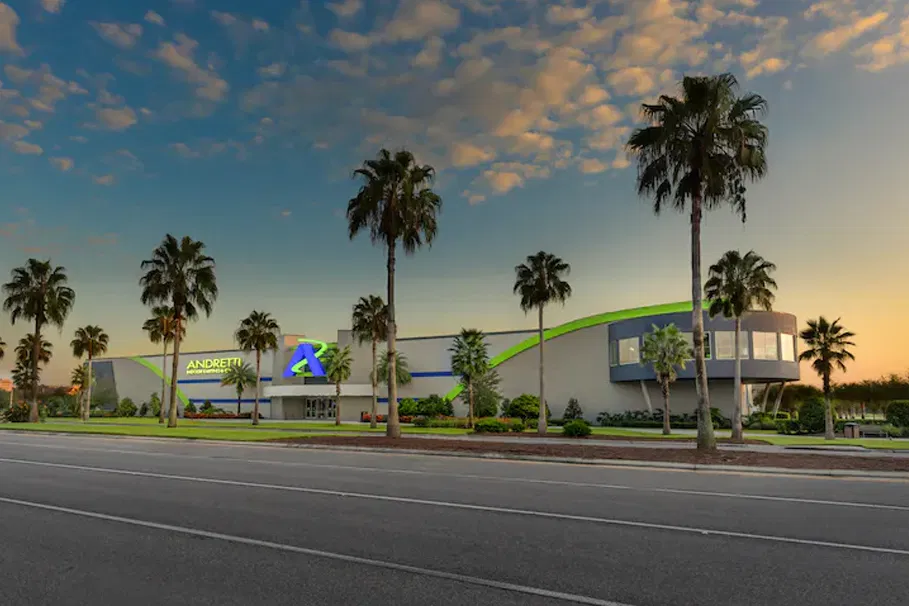 Andretti indoor go-kart experience and 1 hour game card | Tours & Travel Packages | Alikeimage