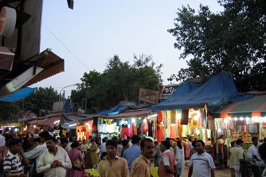 Best Shopping Tour Of Delhi's Markets | Book Now | Alikeimage