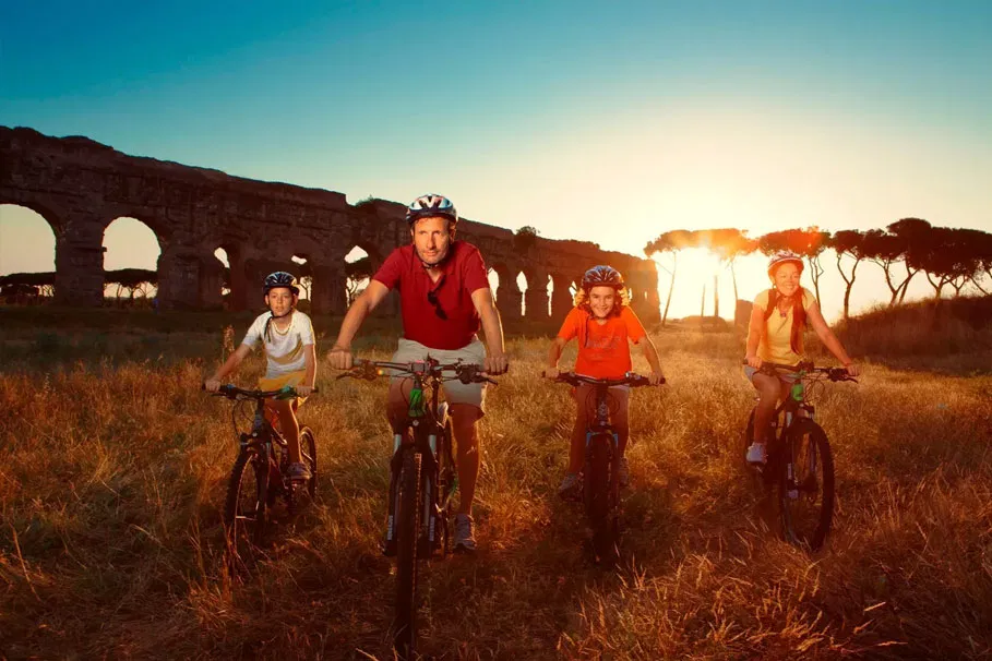 Bike tour of Rome in one day by electric-assist bicycle | Tours & Travel Packages | Alikeimage