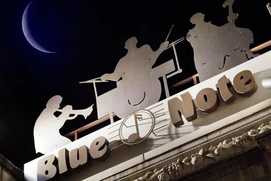 Blue Note Milano tickets with show and dinner or drink | Tours & Travel Packages | Alikeimage