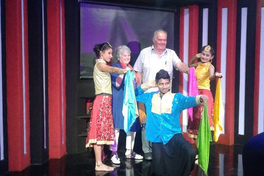 Bollywood Studio Tour with Bollywood Star Houses | Book Now | Alikeimage