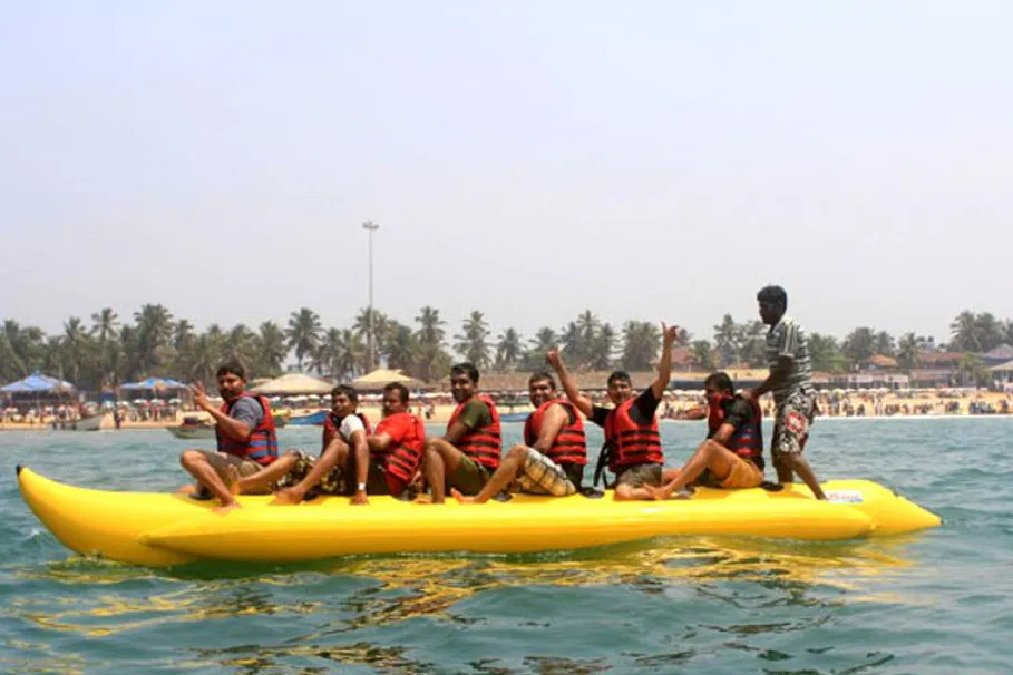Calangute 5 in 1 Water Sports Package | Book Now | Alikeimage