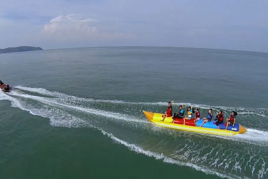 Calangute 5 in 1 Water Sports Package | Book Now | Alikeimage