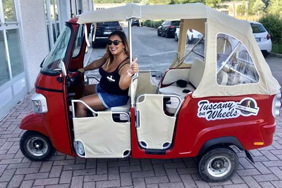 Chianti panoramic tuk-tuk tour with lunch | Tours & Travel Packages | Alikeimage