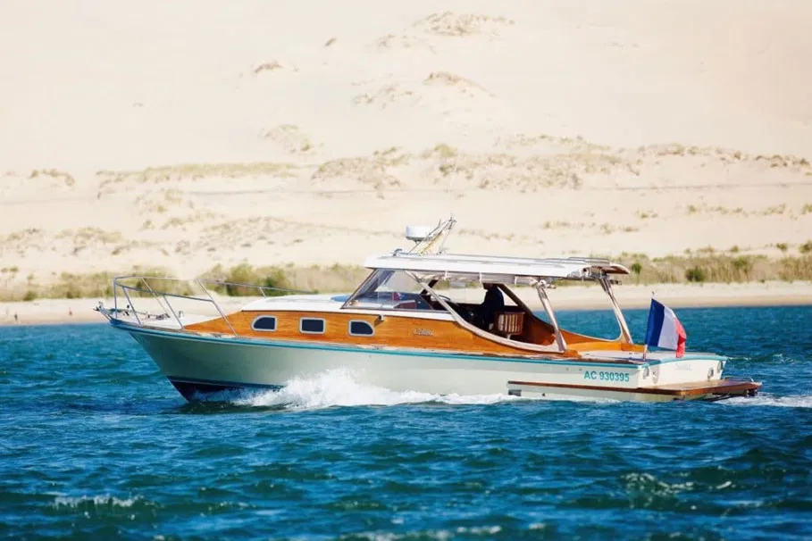 Croisière privée en pinasse sur le Bassin d'Arcachon | Tours & Travel Packages | Alikeimage