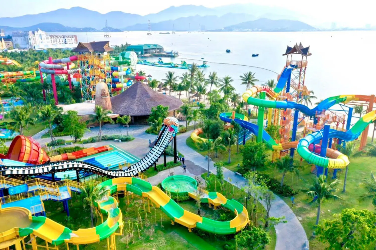 Full Day at Dai Nam Theme Park Tourimage
