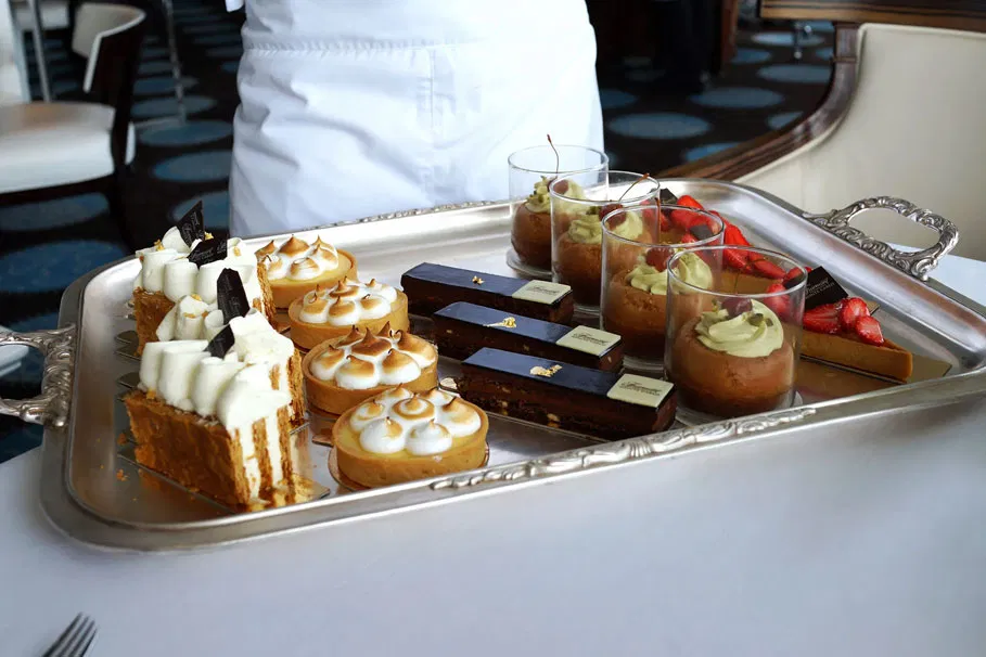 Dine out experience in Monte-Carlo | Tours & Travel Packages | Alikeimage