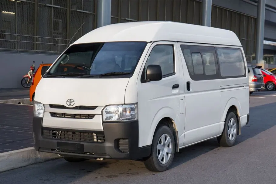 Dubai Airport Pick up (WTC / SZR / Al Barsha / Marina) | Airport Transfers | Alikeimage