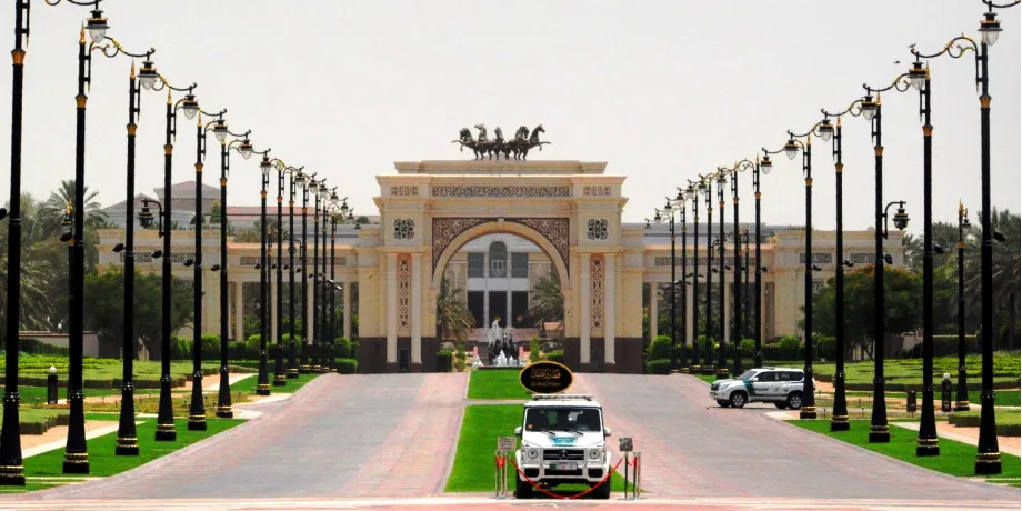 Dubai Full Day City Tour without Lunch from Abu Dhabi | Book Now | Alikeimage