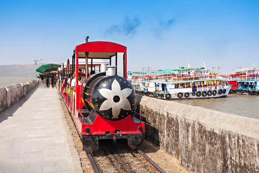 Elephanta Caves Island Tour in Regular Ferry | Book Now | Alikeimage