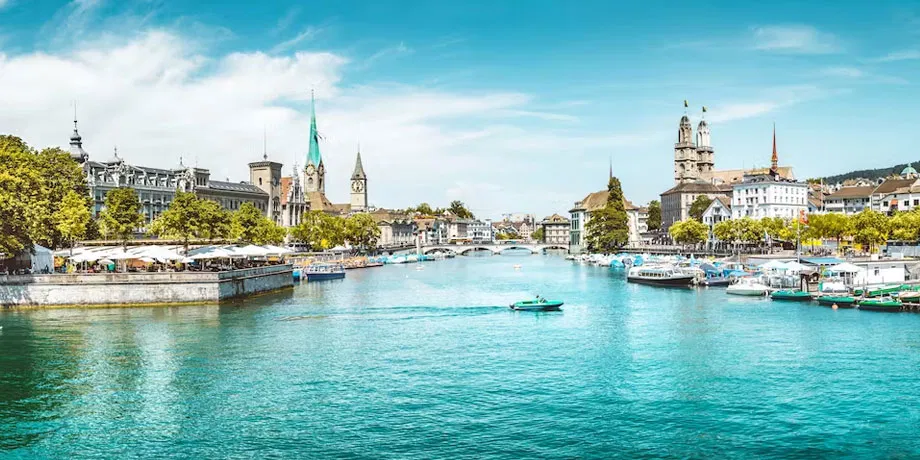 Explore Zurich in 1 Hour with a Local | Book Now | Alikeimage