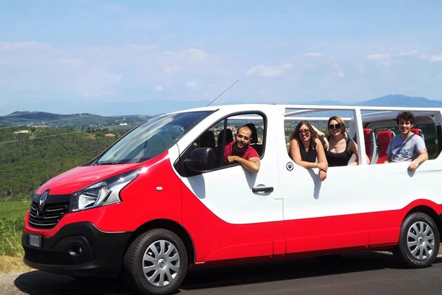 Full-day Chianti wine tour by open-top minivan | Tours & Travel Packages | Alikeimage