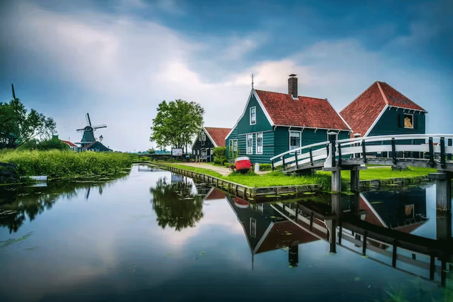 Full-Day Netherlands Tour From Amsterdam | Book Now | Alikeimage