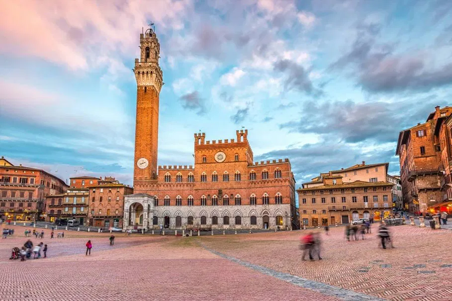 Full-day private guided tour of Siena, San Gimignano and Chianti | Tours & Travel Packages | Alikeimage
