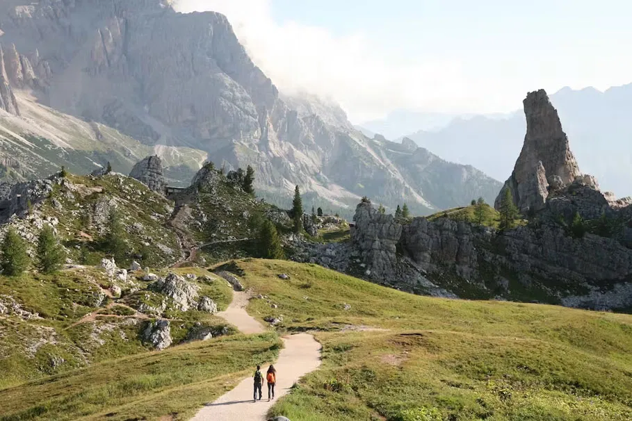 Full-day tour to Cortina and Dolomites | Tours & Travel Packages | Alikeimage