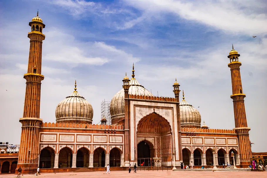 Golden Triangle Tour With Ranthambore | Book Now | Alikeimage