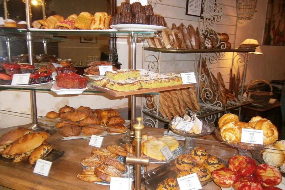 Gourmet city tour of Bordeaux | Tours & Travel Packages | Alikeimage