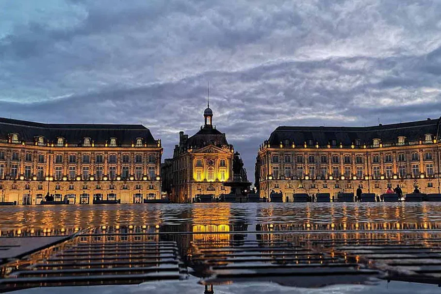 Gourmet city tour of Bordeaux | Tours & Travel Packages | Alikeimage