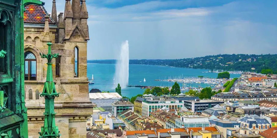 Guided Geneva City Tour By Bus | Book Now | Alikeimage