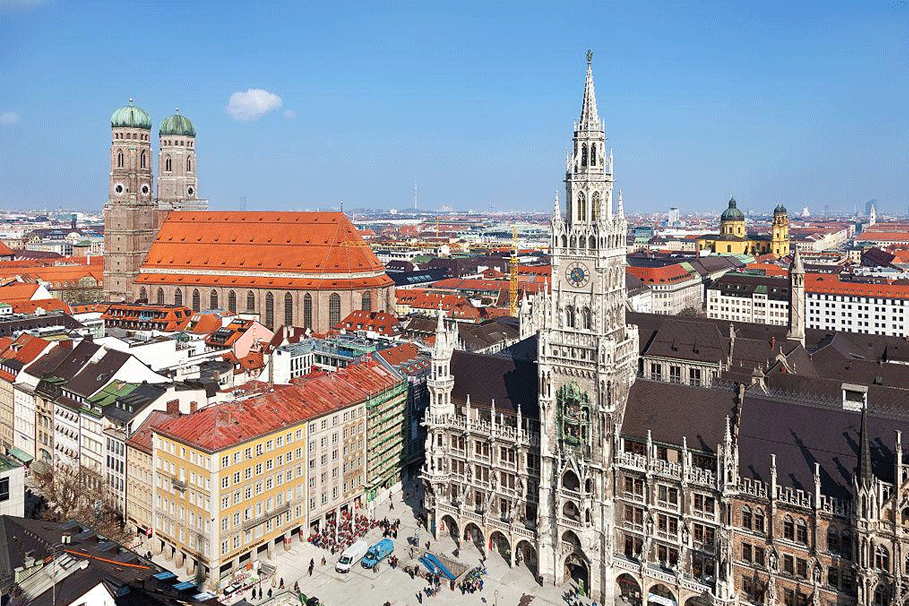 Guided Walking Tour Through Munich | Book Now | Alikeimage