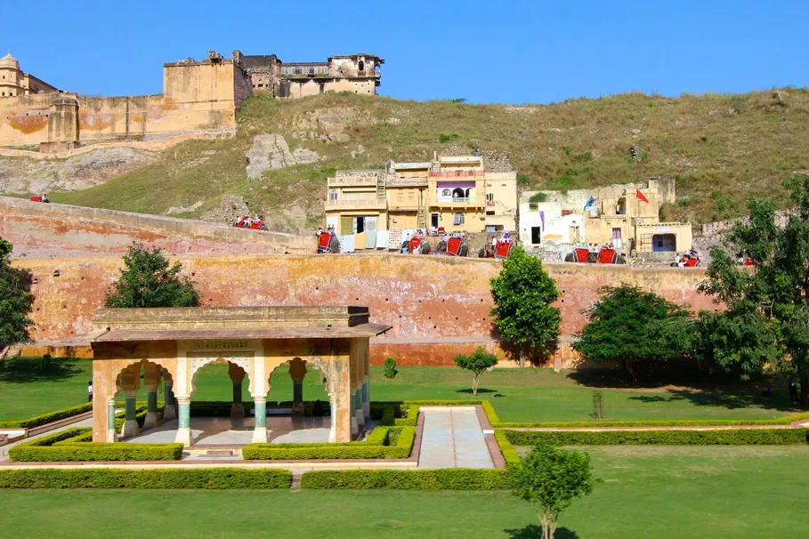 Jaipur Amer Fort Heritage Walking Tour | Tours & Travel Packages | Alikeimage
