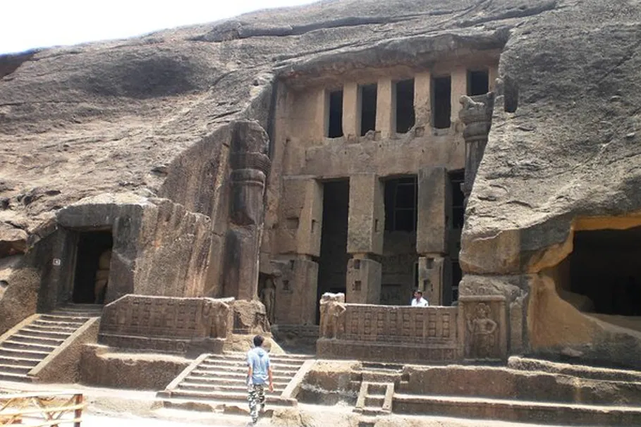 Kanheri Caves with Global Pagoda Tour | Book Now | Alikeimage