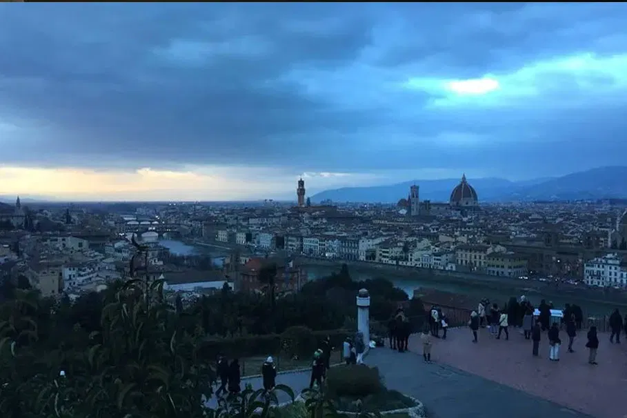 Legends of Florence walking tour by night | Tours & Travel Packages | Alikeimage