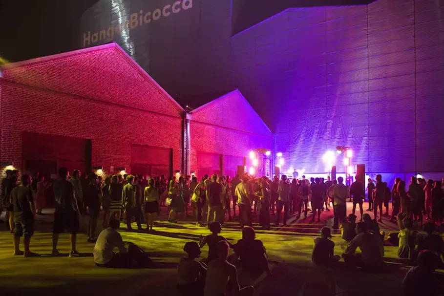 Membership card Pirelli HangarBicocca | Tours & Travel Packages | Alikeimage