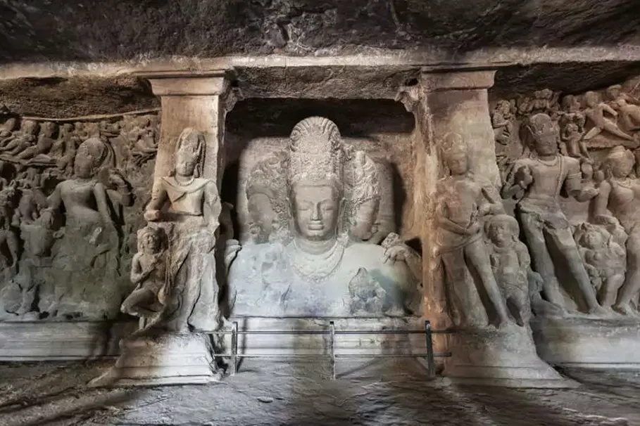 Mumbai Island Tour (Elephanta Caves) | Book Now | Alikeimage