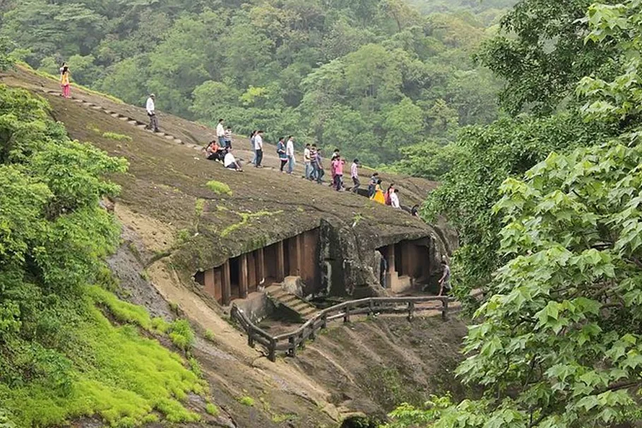 Mumbai Tour & Kanheri Caves Adventure | Book Now | Alikeimage