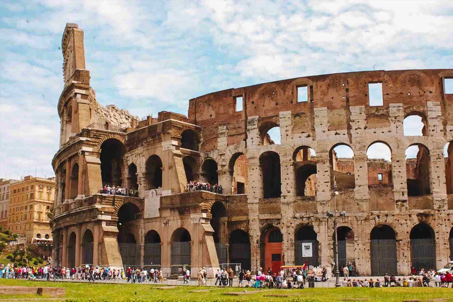 Must Sees of Ancient Rome with a local guide | Tours & Travel Packages | Alikeimage