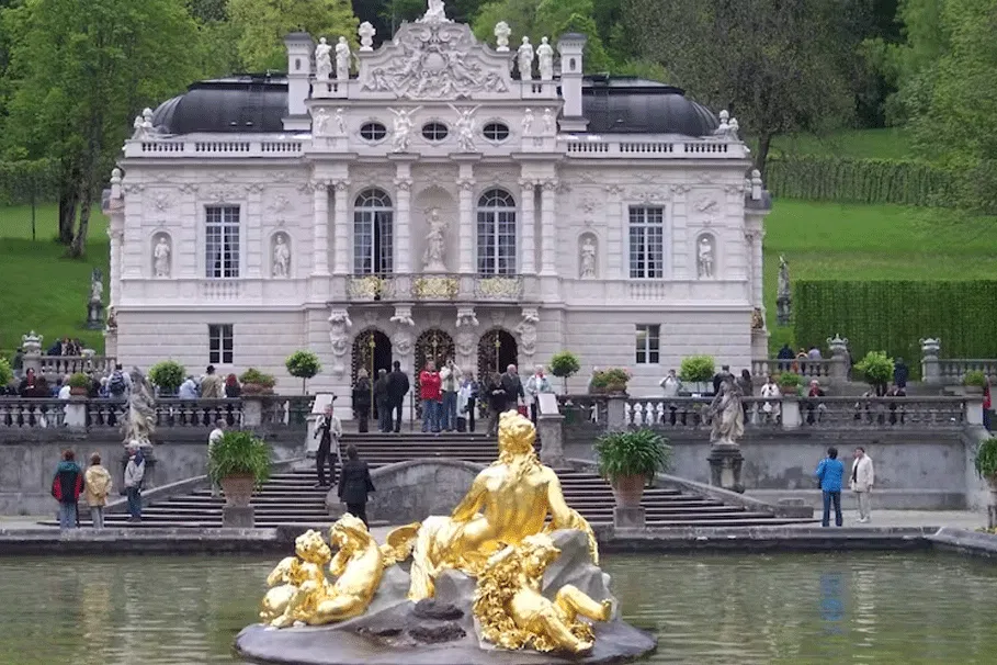 Neuschwanstein, Linderhof And Oberammergau Excursion From Munich | Book Now | Alikeimage