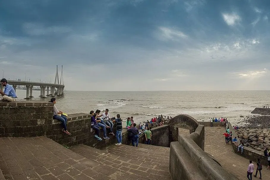 North Mumbai City Tour with Bollywood Studio | Book Now | Alikeimage