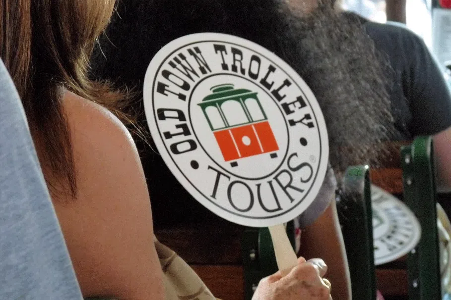 Old Town Trolley Tours Of Boston | Book Now  | Alikeimage