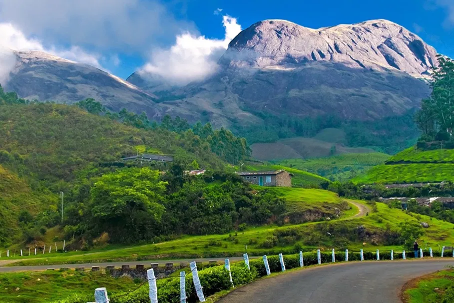 Outstation Transfer from Munnar Town | Book Now | Alikeimage