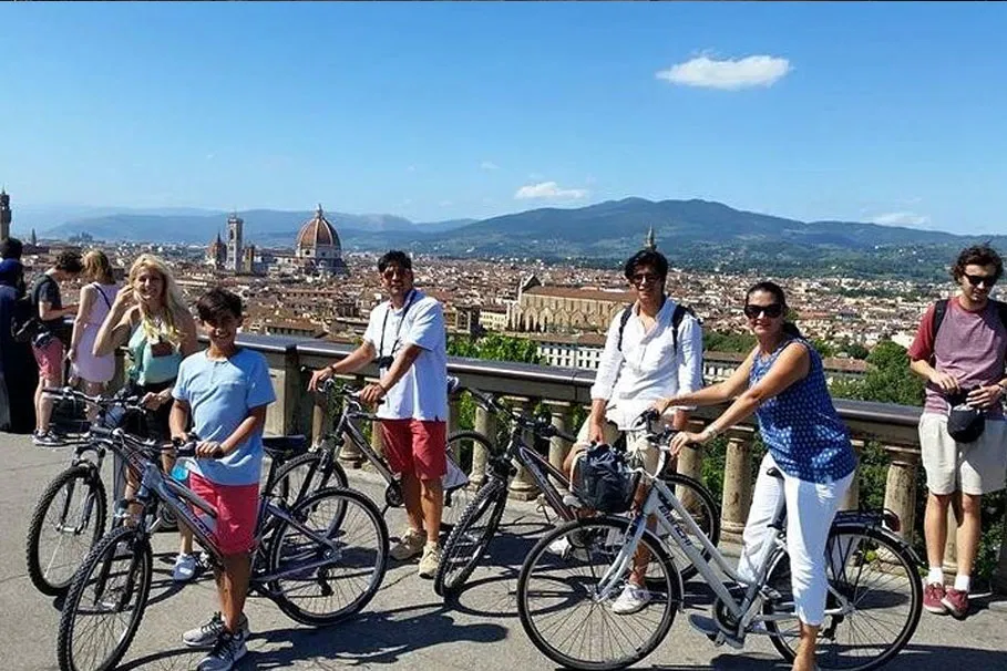 Panoramic bike tour of Florence with gelato tasting | Tours & Travel Packages | Alikeimage