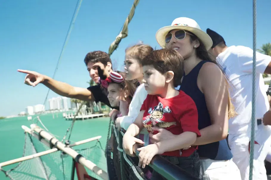 Pirate Adventure On A Sightseeing Boat Tour In Miami | Book Now | Alikeimage