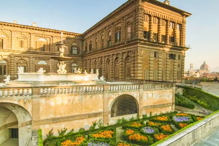 Pitti Palace semi-private guided tour | Tours & Travel Packages | Alikeimage