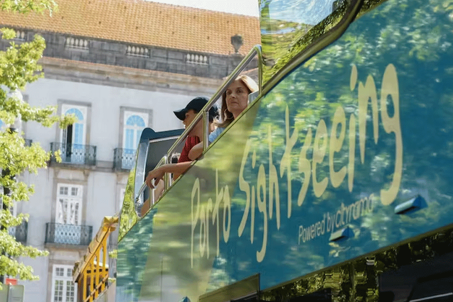 Porto 24-Hour Hop-On Hop-Off Bus Tour | Book Now | Alikeimage