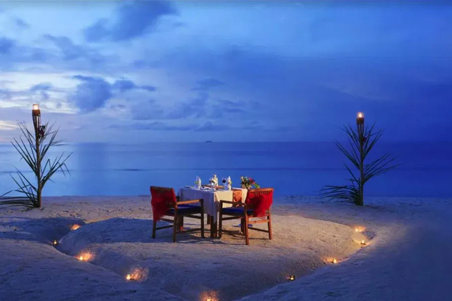 Private Candlelight Dinner in Havelock Island | Book Now | Alikeimage