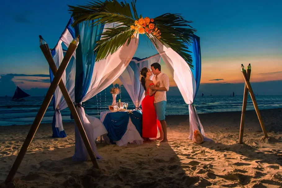 Private Candlelight Dinner in Havelock Island | Book Now | Alikeimage