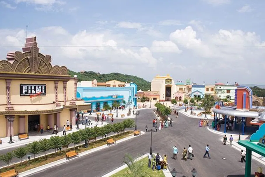 Ramoji Film City Day Tour | Book Tickets | Alikeimage