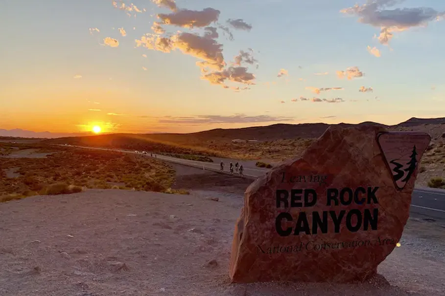 Self-guided e-bike tour of Red Rock Canyon with pick-up | Tours & Travel Packages | Alikeimage