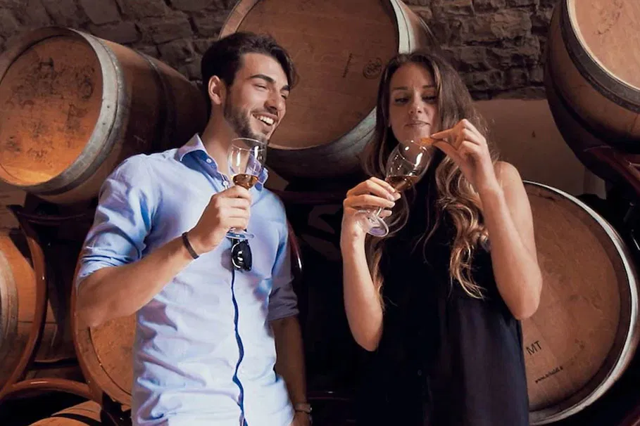 Small group Chianti wine and olive oil tour | Tours & Travel Packages | Alikeimage