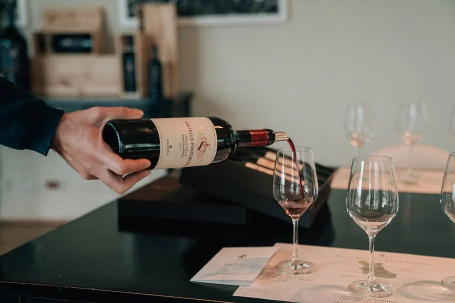 Small group Chianti wine and olive oil tour | Tours & Travel Packages | Alikeimage