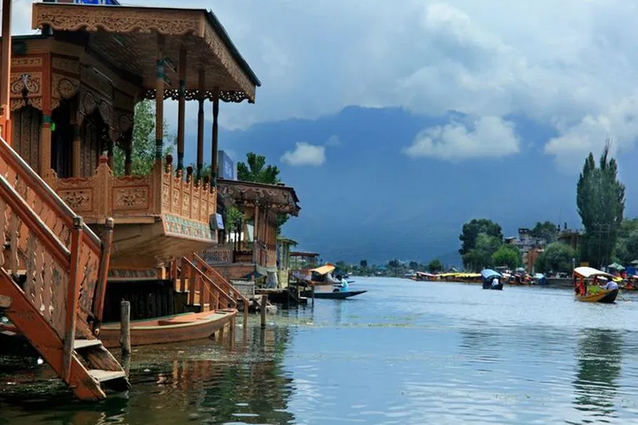 Srinagar Private Sightseeing Tour | Book Tickets | Alikeimage